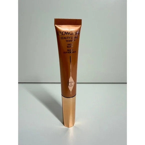 Charlotte Tilbury Beauty Highlighter Wand - Shade "Peachgasm" 12ml / 0.4 oz - Picture 1 of 3